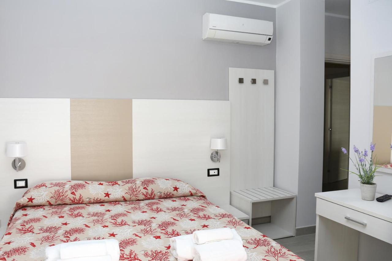 Bed and Breakfast Meublé Leonetti Centola Habitación foto
